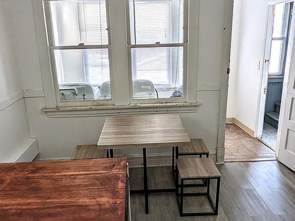 4th image of 2636 W Carmen Ave #2