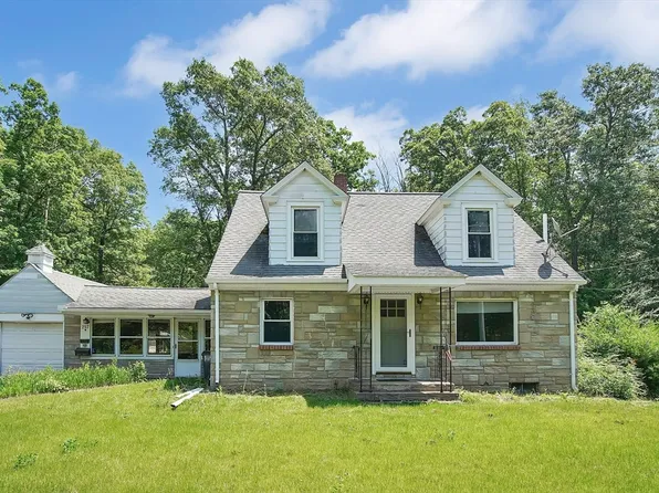 257 Breckenridge St, Palmer, MA 01069