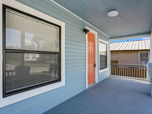3rd image of 2711 E 17th Ave