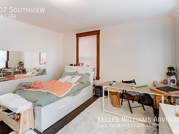 3rd image of 407 Southview Ave
