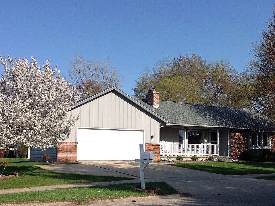 1st image of 3848 Thunderbird Ave SW