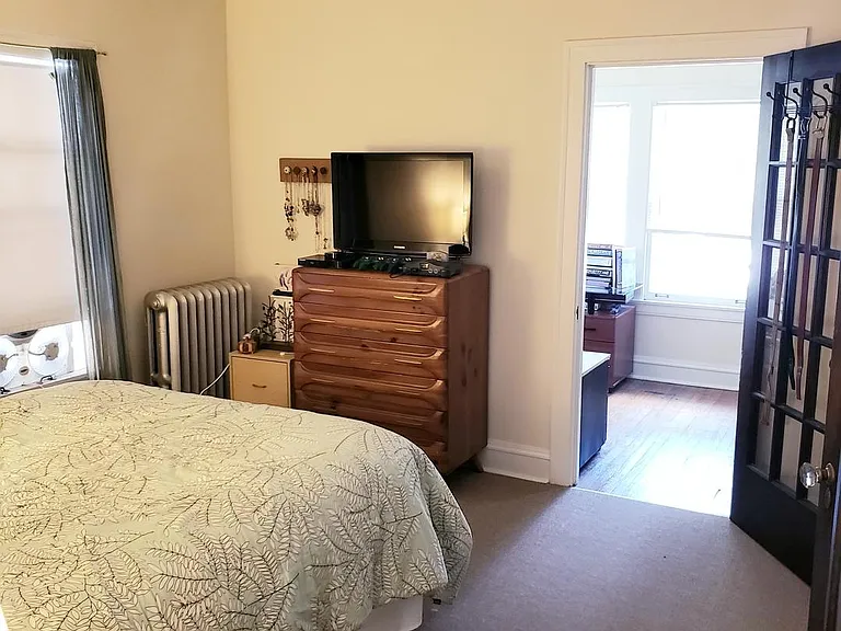 1327 Washington St #2 — Photo 9