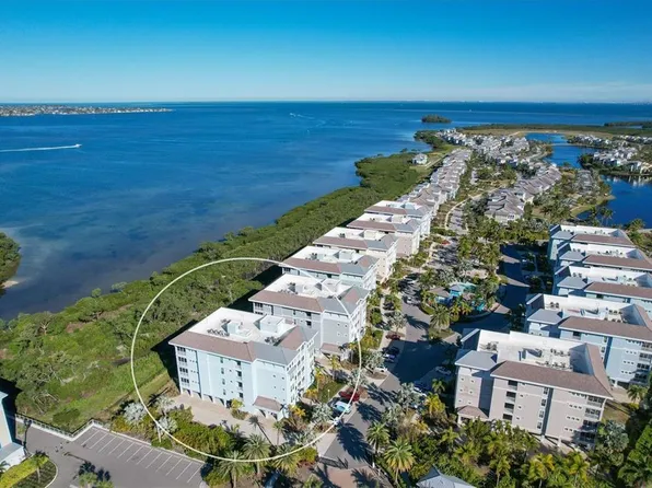 396 Aruba Cir #302, Bradenton, FL 34209