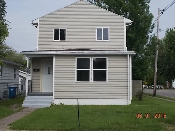 1426 1st Ave, Muscatine, IA 52761