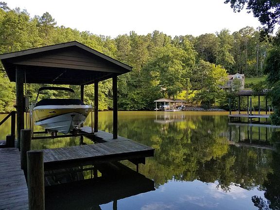 4th image of 129 Charmwood Cir