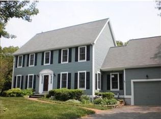 170 Tilting Rock Rd, Wrentham, MA 02093