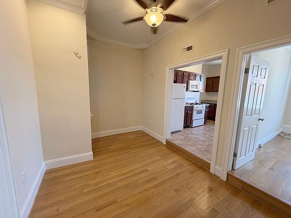 5th image of 1318 Eutaw Pl APT 6