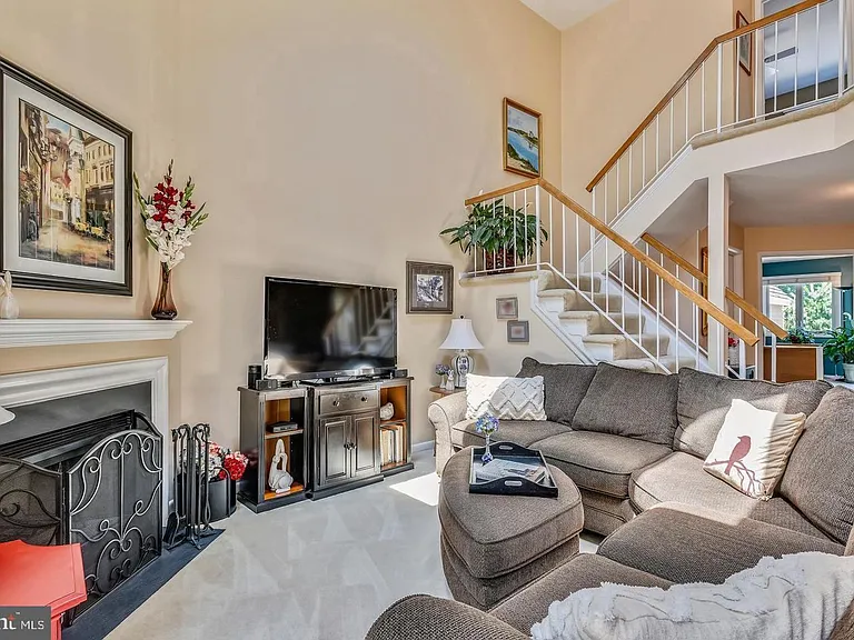 11627 Chapel Cross Way — Photo 9
