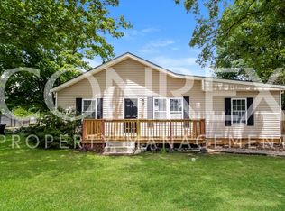 208 McKinley St, Mebane, NC 27302