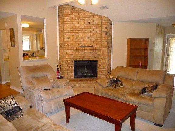 5th image of 6301 Canyon Cir