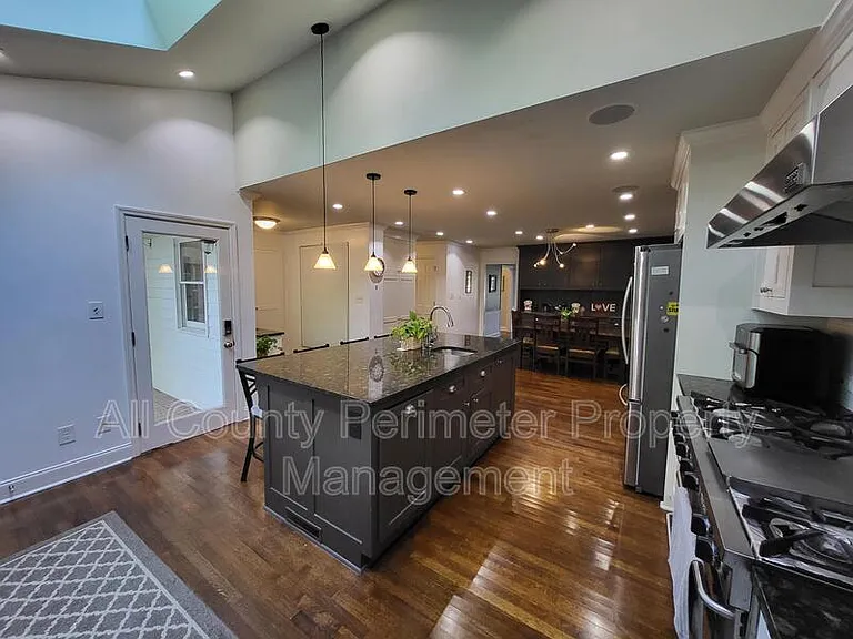 363 Indian Hills Trl — Photo 8