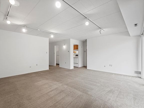 2nd image of 509 S Highland Ave APT 21
