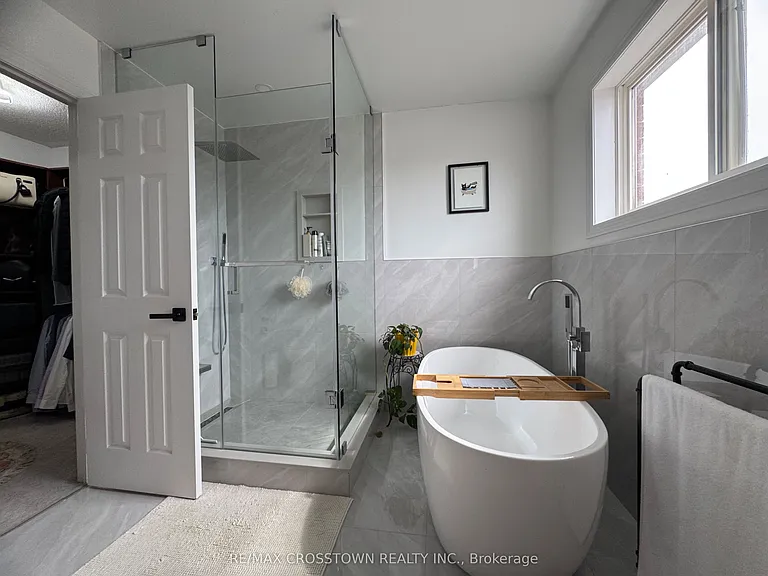 25 Nicole Marie Ave — Photo 17