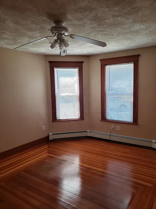 2 bed, $3,000 — Photo 2