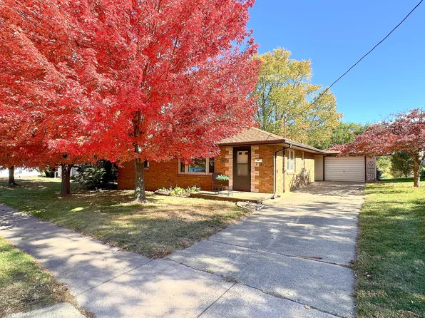 907 S Park St, Streator, IL 61364