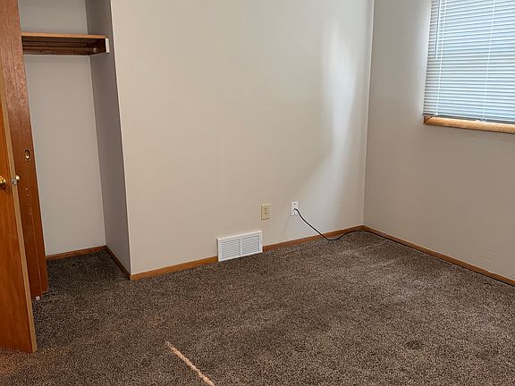 4th image of 3503 S 99th St