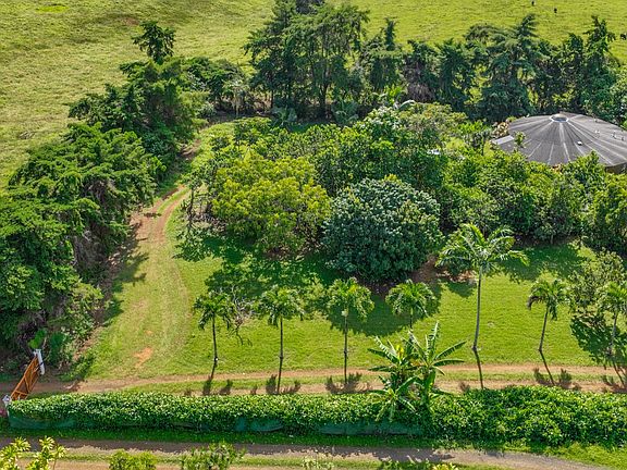 4th image of 5715 Kaehulua Rd #1