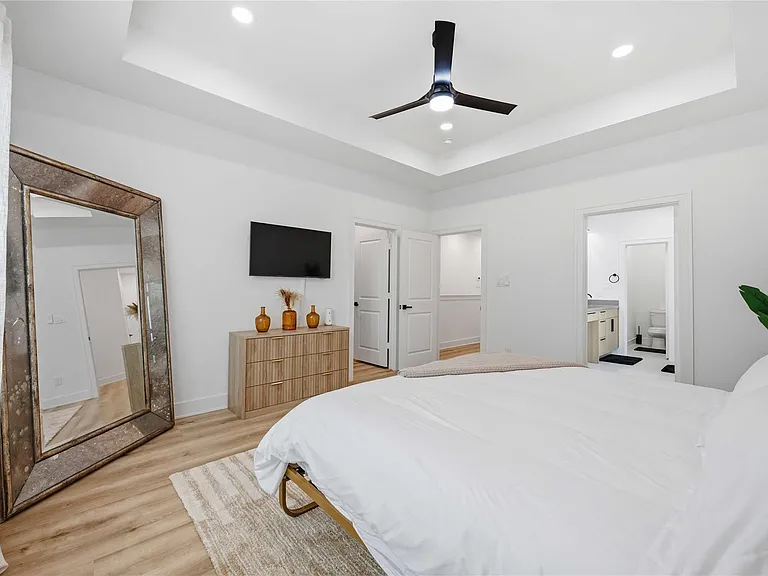 8102 Cannon St #A — Photo 17