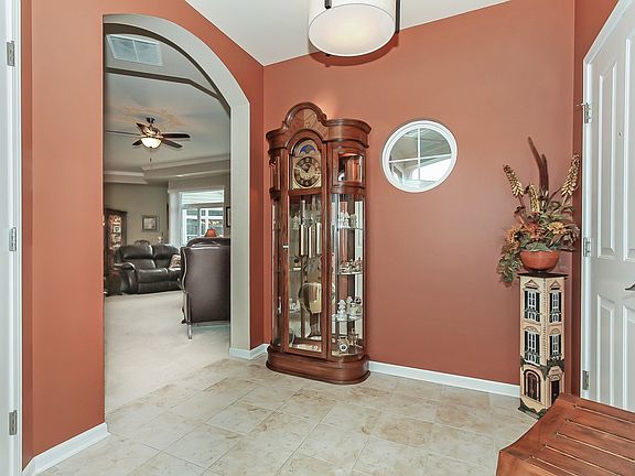 4th image of 614 Handel Ln