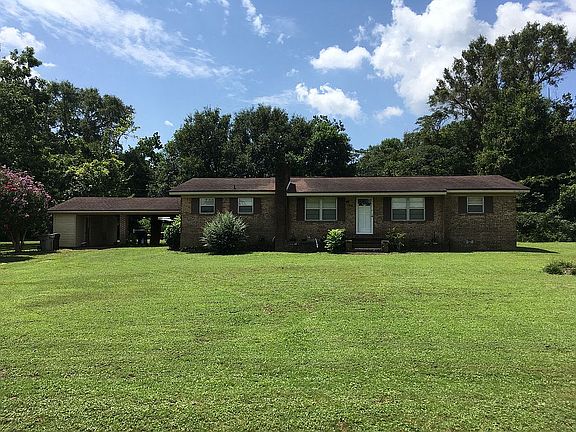 3rd image of 3231 Green Valley Dr