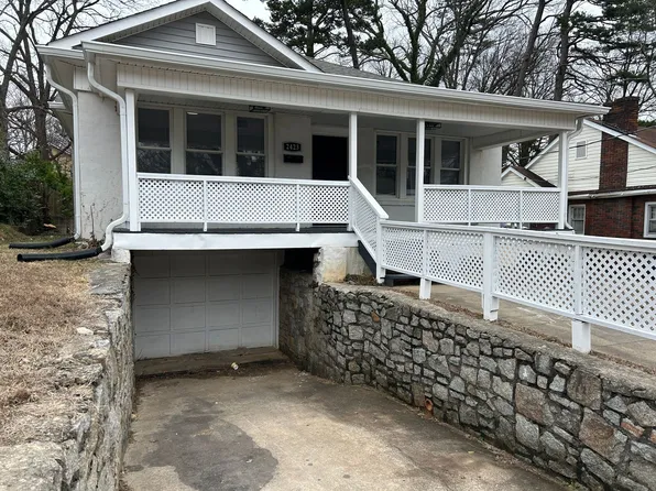 2423 N Patterson Ave, Winston Salem, NC 27105