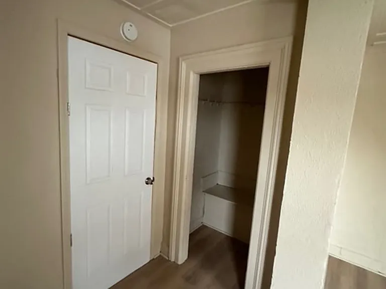 621 Joseph Ave — Photo 13