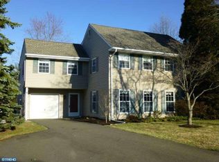 558 Lamplighter Rd, Horsham, PA 19044