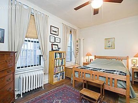 3rd image of 268 W 11th St #5E