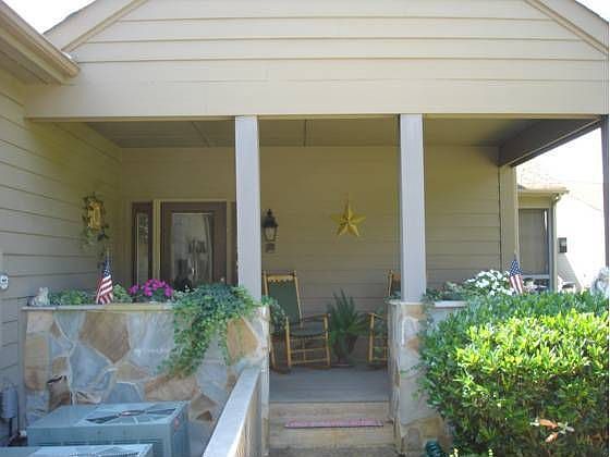 1st image of 114 Fawn Haven Ln