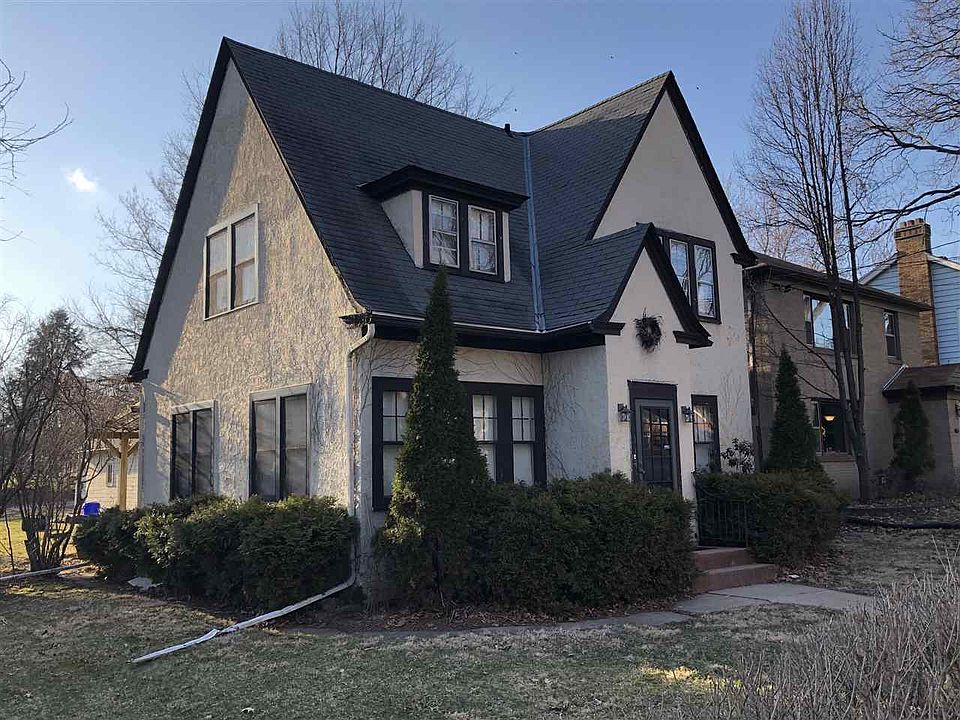 1st image of 906 N Chicago Ave