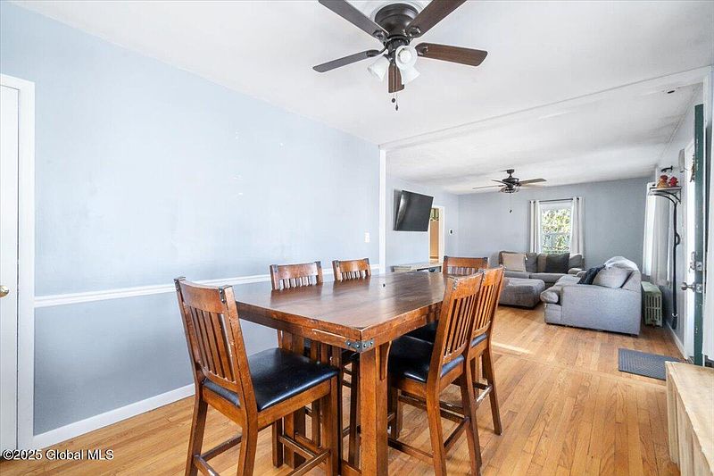 5th image of 15 Pfeil Avenue