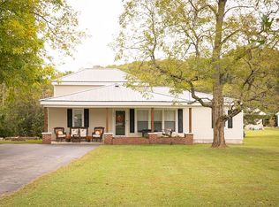 619 Walnut St, Waynesboro, TN 38485