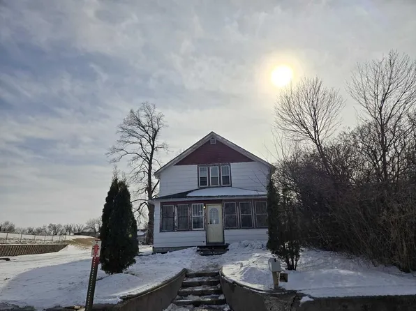 301 Pleasant Ave, Crookston, MN 56716