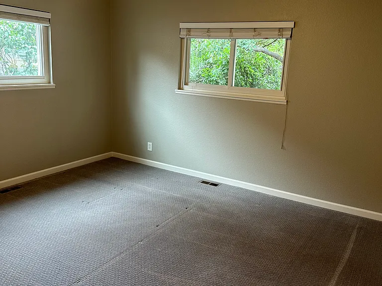 2526 E Caramillo St — Photo 10