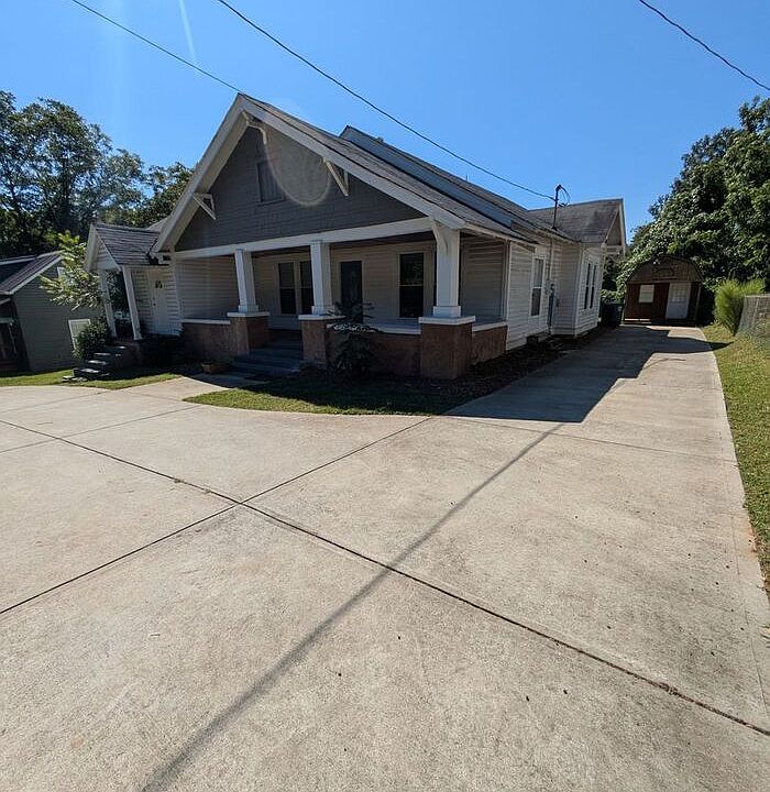 1st image of 215 W D St