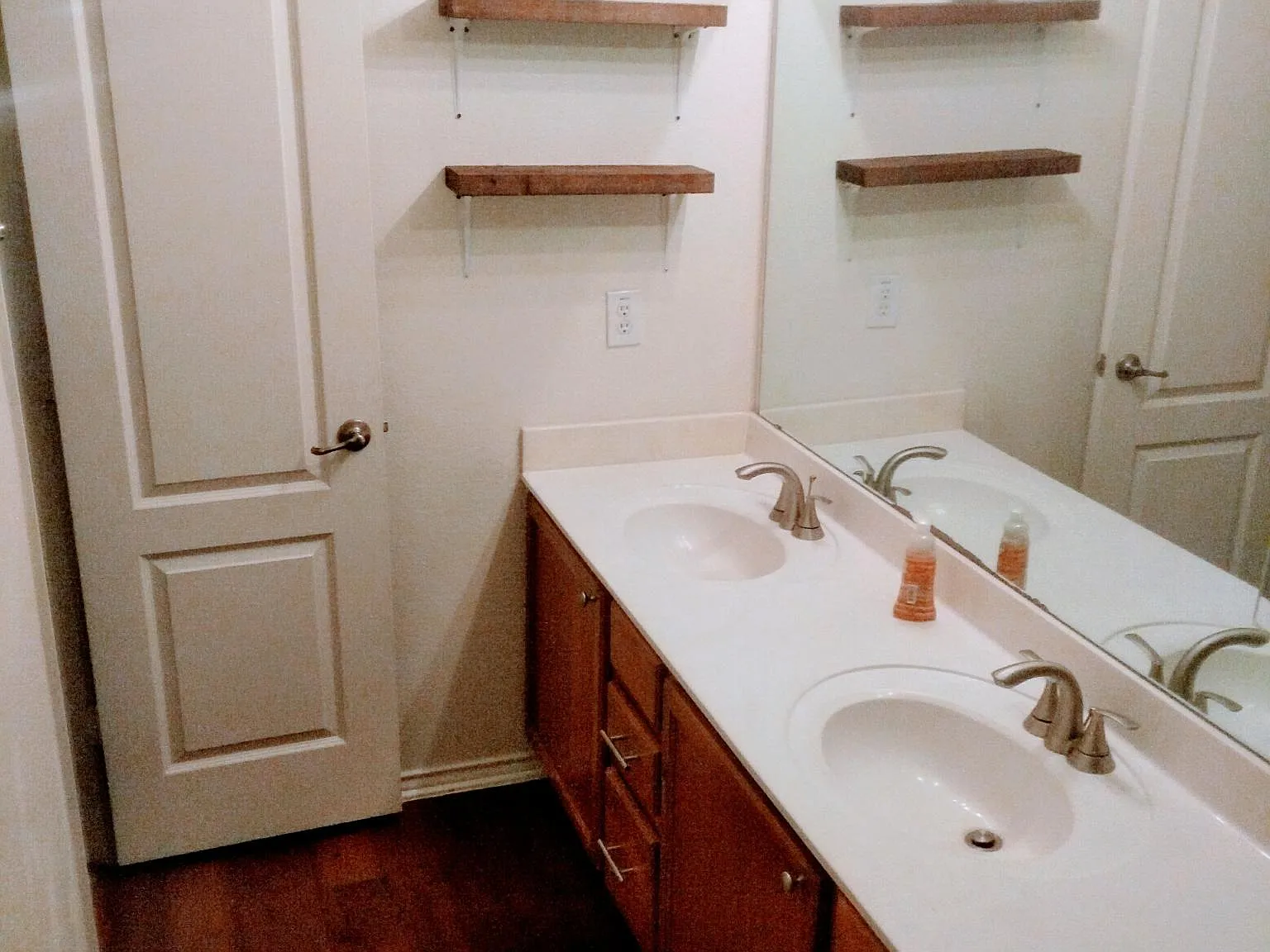 1 bed, 2621 sqft, $500 — Photo 3