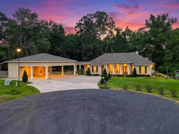 211 Royce Rd, Opelousas, LA 70570