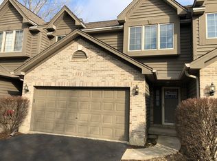 936 Ascot Dr, Elgin, IL 60123