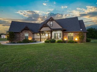 390 Chiles Ln, Denison, TX 75020