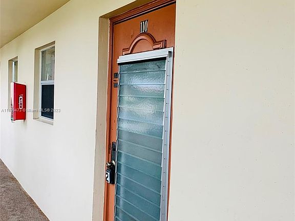 3rd image of 2900 W Sunrise Lakes Dr #110