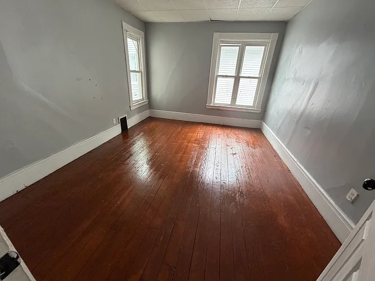 21 Merwin St #2 — Photo 9