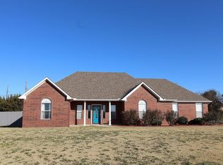 75 Lander Dr, Ardmore, OK 73401