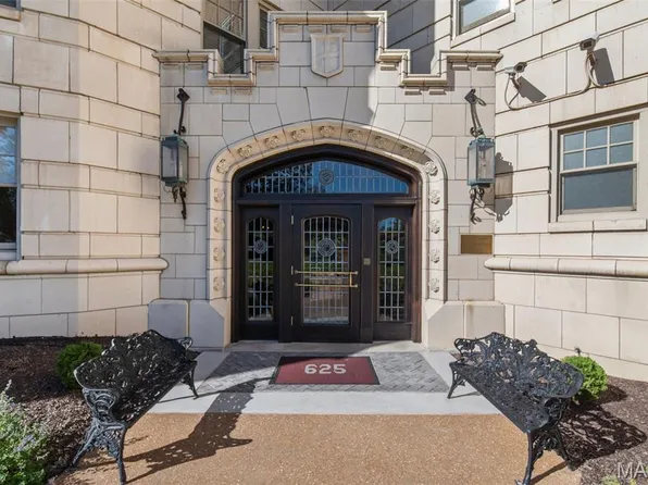 625 S Skinker Blvd APT 103, Saint Louis, MO 63105