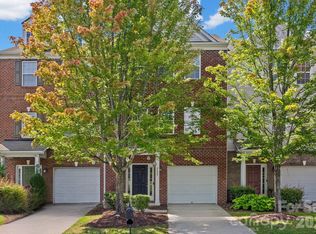 2627 Early Flight Dr, Charlotte, NC 28262