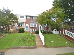 917 Elm Rd, Baltimore, MD 21227