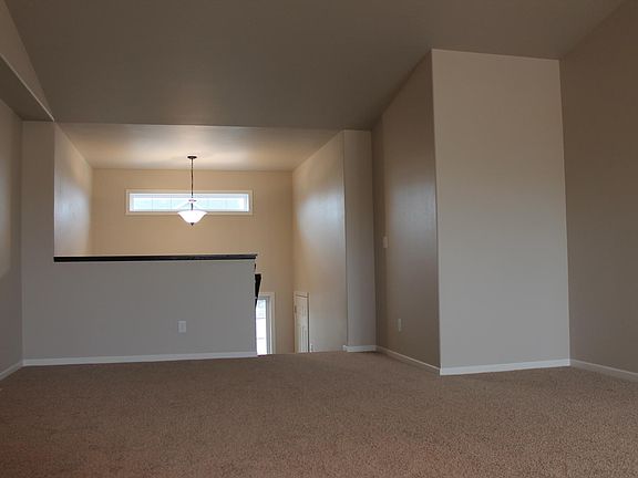 4th image of 1428 44th Ave S
