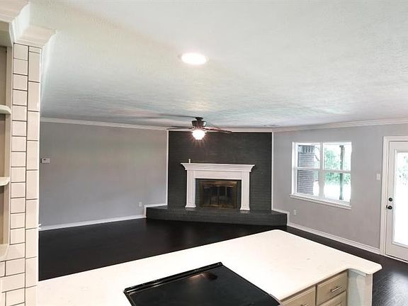 5th image of 6240 Trail Lake Dr