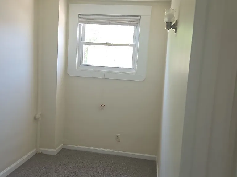 3424 Elmora Ave — Photo 16