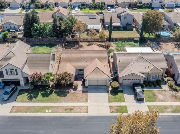 1374 Bamboo St