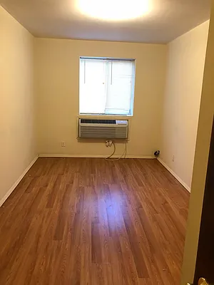 Rented by 18 REALTY | media 4